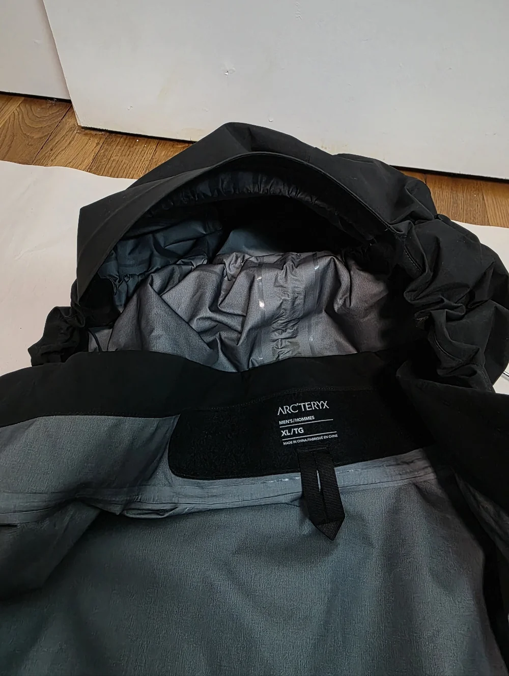 Arc'tervx Beta AR Jacket Men's XL Black GORE-TEX Pro 2021